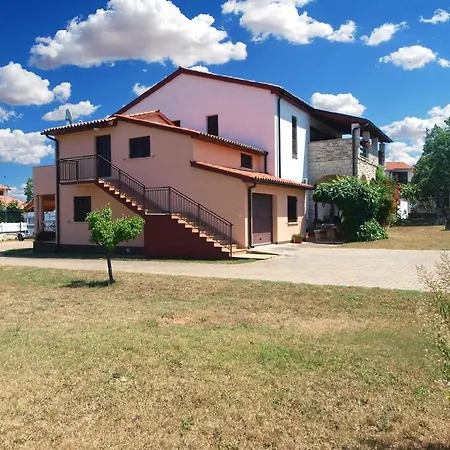 Fuer 3 Personen Ca 32 Qm In Premantura, Istrien Istrische Riviera * Premantura