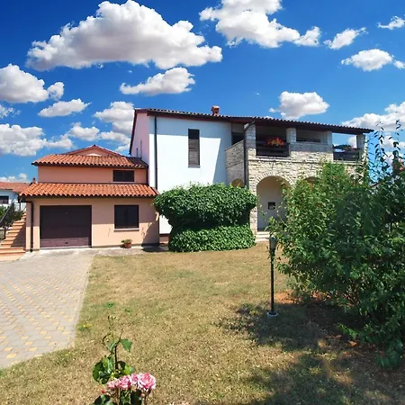 Fuer 3 Personen Ca 32 Qm In Premantura, Istrien Istrische Riviera